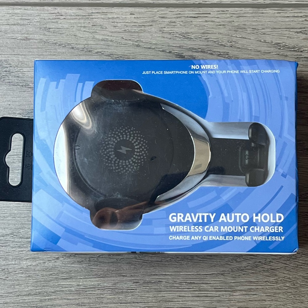 Gravity Auto Hold Wireless Car Mount and Charger - Black and Silver - New in Box